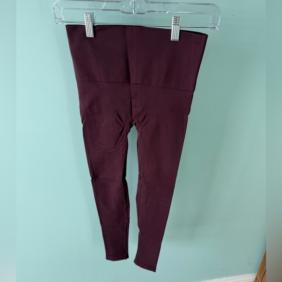 Burgundy/Purple High Rise Spanx Shape Wear Legging Tummy Control Size Small - Picture 1 of 3